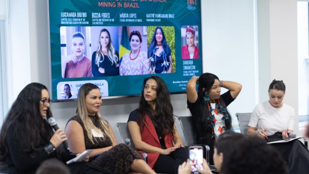 Projeto Yacy Por Elas debate impacto da mineração em mulheres.